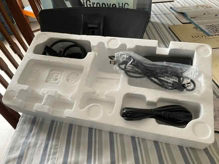 Photo of free Klipsh digital music speaker system (Baswich ST17) #2