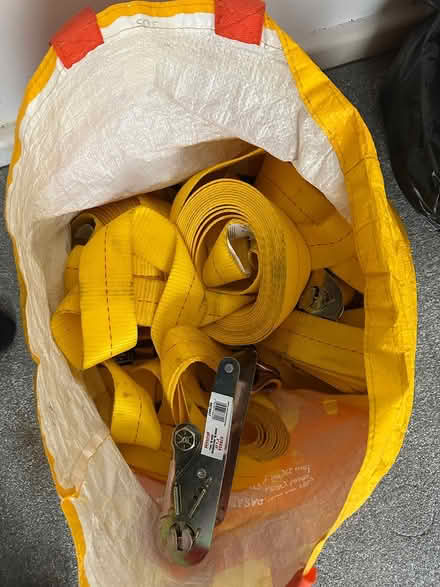 Photo of free Bag of ratchet straps (So182rn) #2