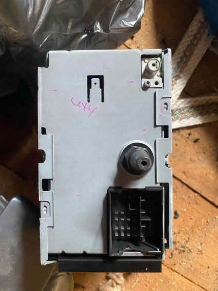 Photo of free Car radio (ME139 bh) #3