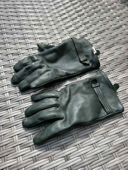 Photo of free Dark green gloves (Whitton TW3) #1