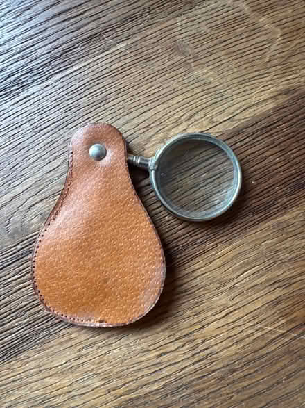 Photo of free Magnifying glass (HP16) #1