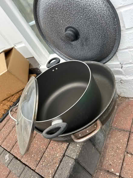 Photo of free Various pans (NW9 - Brent) #2