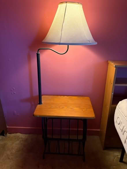 Photo of free End table/light combo (Croton-on-Hudson) #1