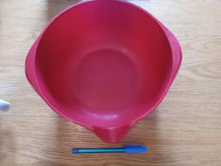 Photo of free Mixing bowl (Parkhead EH11) #1