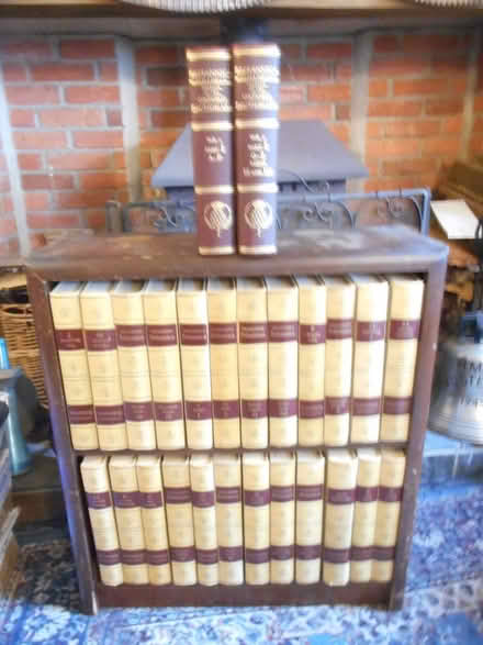 Photo of free encyclopedia britanica set and bookcase (Patney SN10) #2