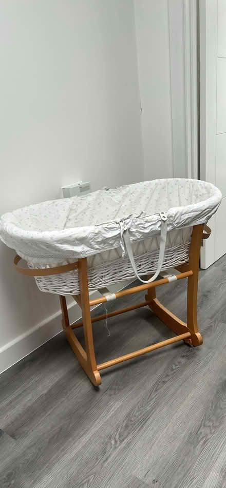 Photo of free moses bassinet and stand (Whitton) #2