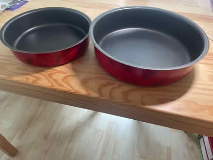 Photo of free Lightweight non-stick casserole dishes (Summertown OX2) #3