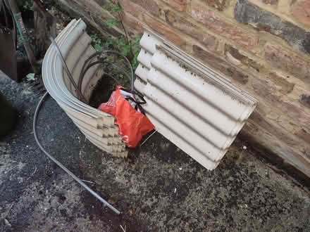 Photo of free Outdoor raised garden bed – 60cm x 140cm (Kentish Town NW5) #1