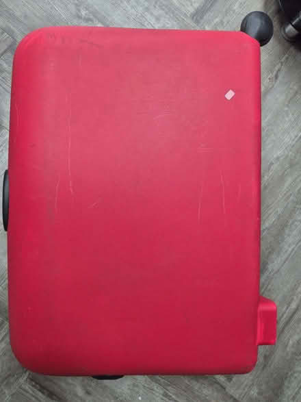 Photo of free Suitcase hard shell red (Croham CR2) #3