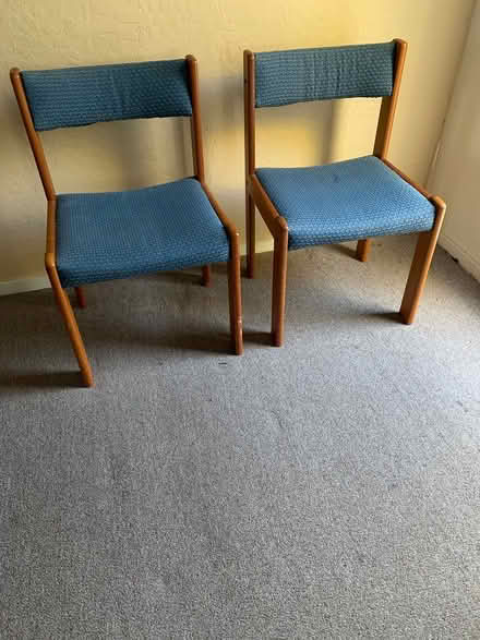 Photo of free Furniture and large mirror (San Anselmo near Andronico’s) #4