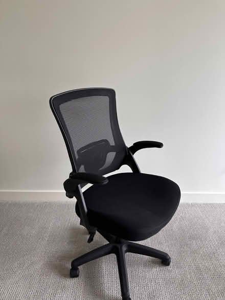 Photo of free Office Chair (Elmhurst downtown) #1