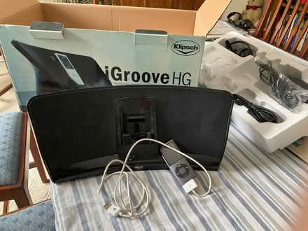 Photo of free Klipsh digital music speaker system (Baswich ST17) #1