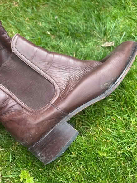 Photo of free Chelsea boots (Whitton TW3) #4