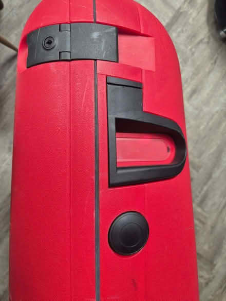 Photo of free Suitcase hard shell red (Croham CR2) #4