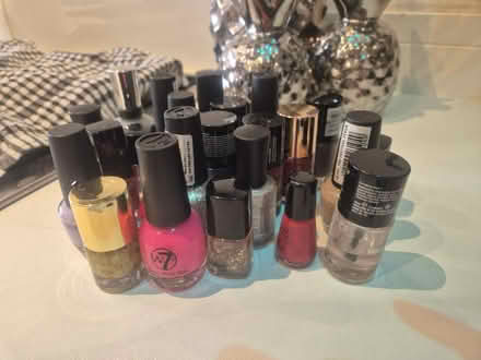 Photo of free Nail varnish, nail art, lip gloss (CW7) #1