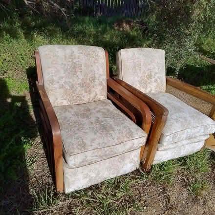 Photo of free Sofa and 2 x armchairs (Portsea Victoria) #1
