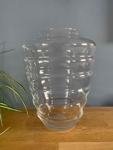 Photo of free Very Large Glass Vase (Packsaddle BA11) #2