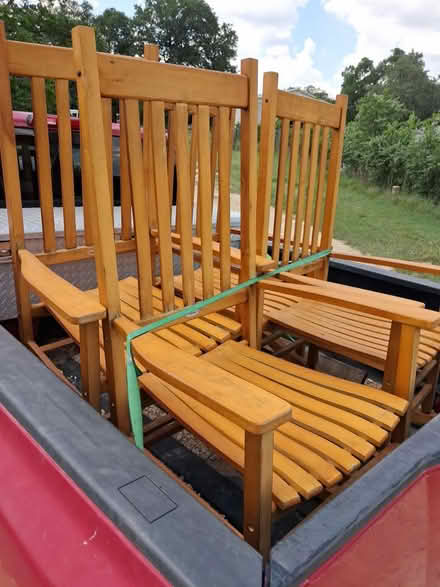 Photo of free Rocking chairs vintage (Smithville Tx) #2