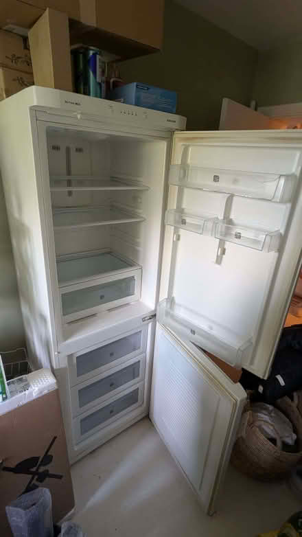 Photo of free Samsung Fridge Freezer (Crouch End N6) #2