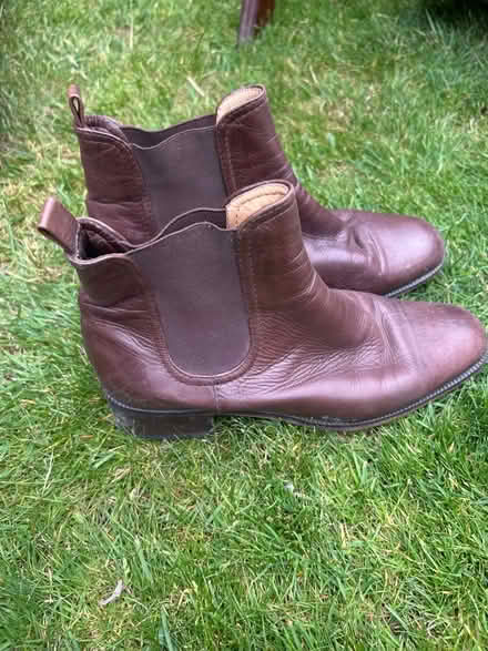 Photo of free Chelsea boots (Whitton TW3) #1