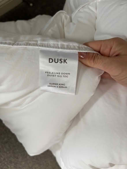 Photo of free Dusk Super king duvet 13.5 tog (Chalk Hill HA9) #1