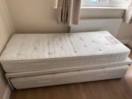 Photo of free guest/trundle bed inc 2 mattresses (BR5) #3