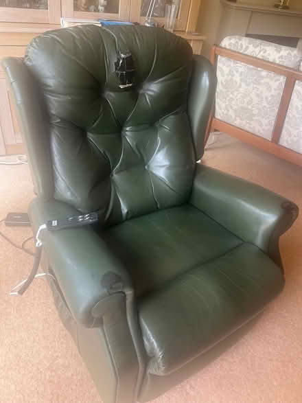Photo of free Rise and recline chair (Ashtead KT21) #3