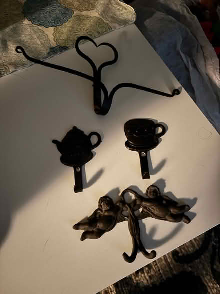 Photo of free Assorted metal hooks (Chicago Edgewater) #1