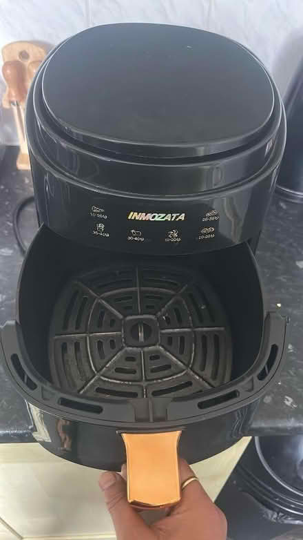 Photo of free Air Fryer - not working (Harrow Weald HA3) #3