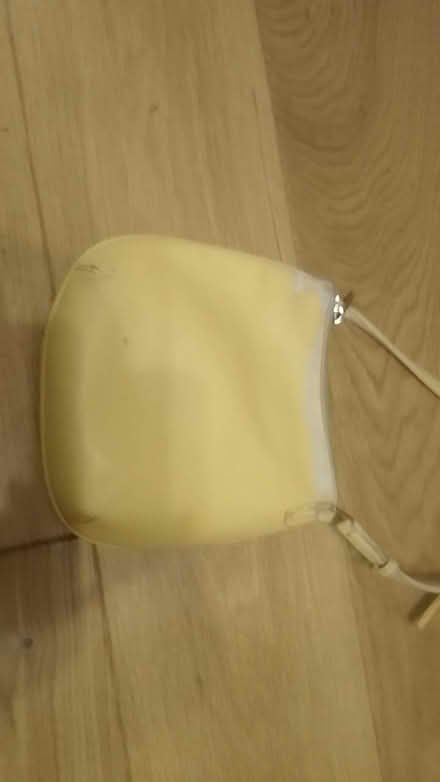 Photo of free hand bag, worn out (south bermondsey) #1