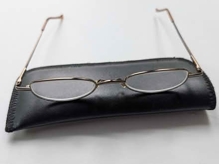 Photo of free Sm. reading glasses, +2.75 (Melrose Highlands) #1