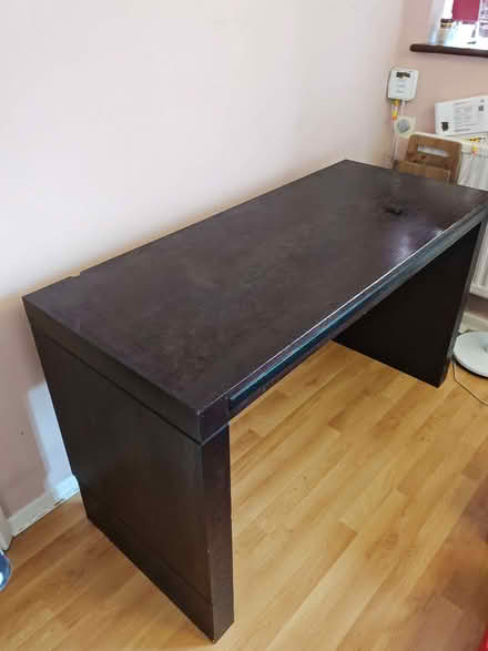 Photo of free wooden desk (King's Hedges Ward CB4) #1