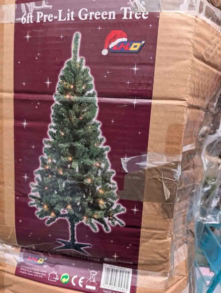 Photo of free 6ft Artificial Christmas Tree (Twickenham TW1) #2