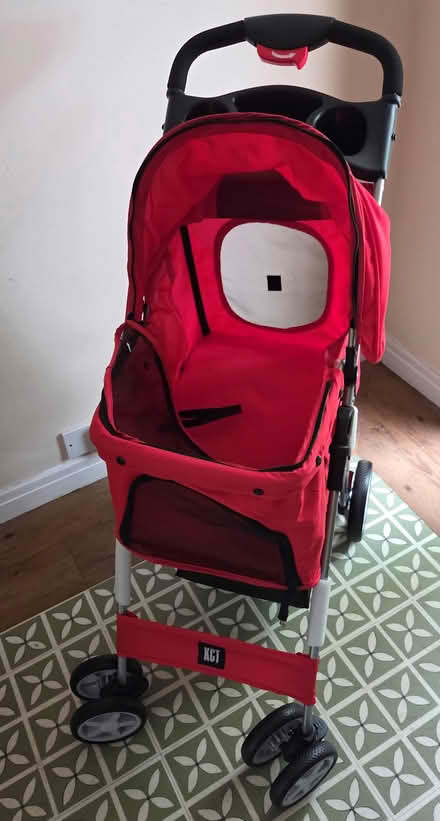 Photo of free Dog / Cat Stroller (Chertsey KT16) #4