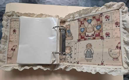 Photo of free Small fabric-covered photo album (Melrose Highlands) #3