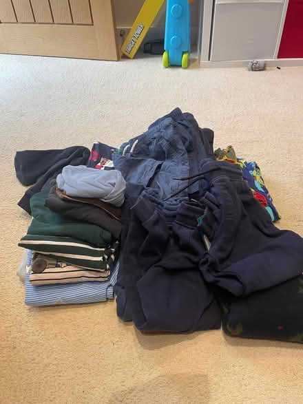 Photo of free Boys clothes- around 5years (Halton LA2) #1