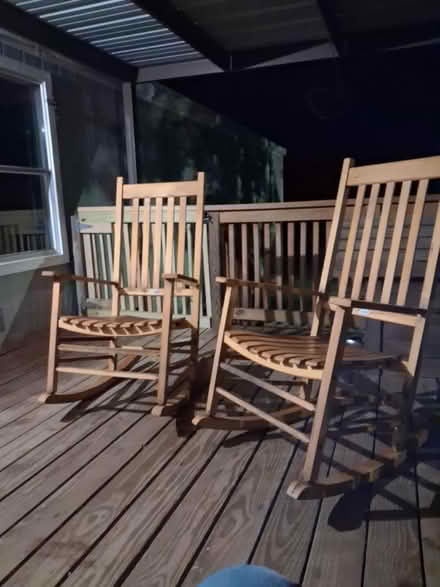 Photo of free Rocking chairs vintage (Smithville Tx) #1