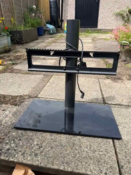 Photo of free PC monitor stand (Ecclesall S11) #1