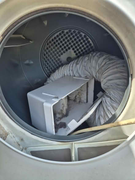 Photo of free Dryer (BD4 Holmewood) #2