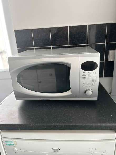 Photo of free Microwave (Clifton BS8) #1