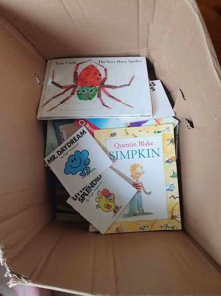 Photo of free 100 Kids book (Knighton LD7) #1