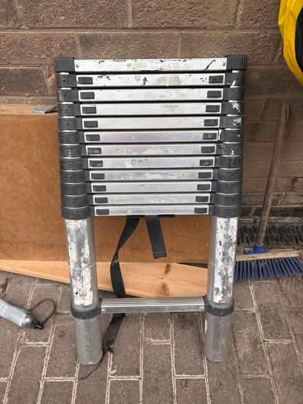 Photo of free Surveyors ladder (Stanley DE7) #1