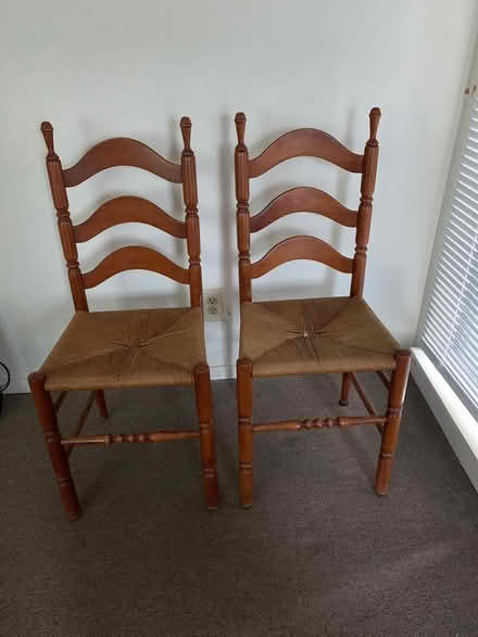 Photo of free Pairs of chairs and wooden cart (San Anselmo near Andronico’s) #4