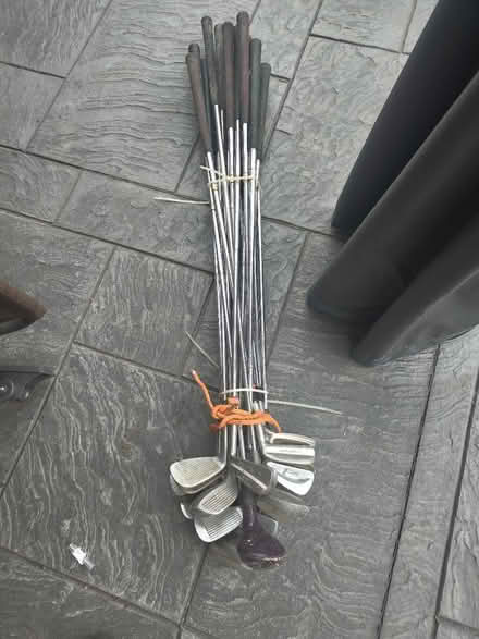 Photo of free Old golf clubs (RG31 Tilehurst) #1