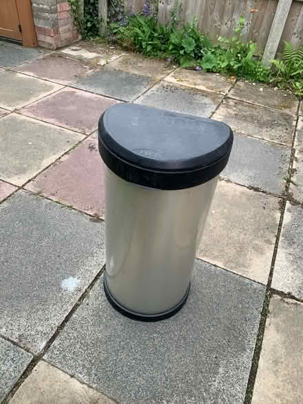 Photo of free Tall kitchen bin (Clayton-Le-Woods, PR25) #1