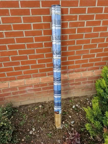 Photo of free 5-pole beach windbreak unused (IP19) #1