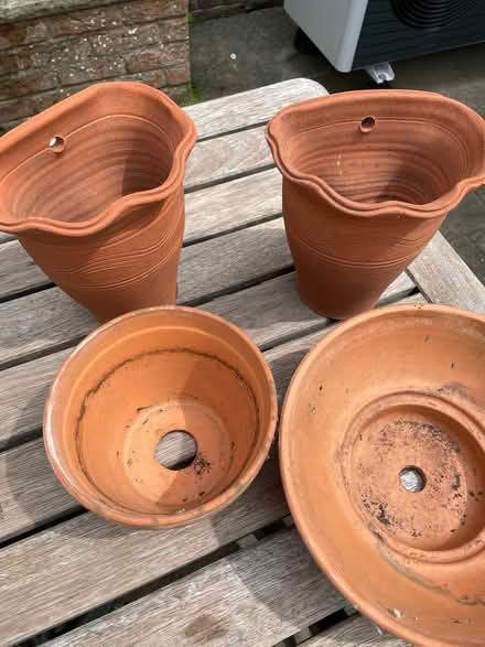 Photo of free Small terracotta pots (Southsea PO5) #2