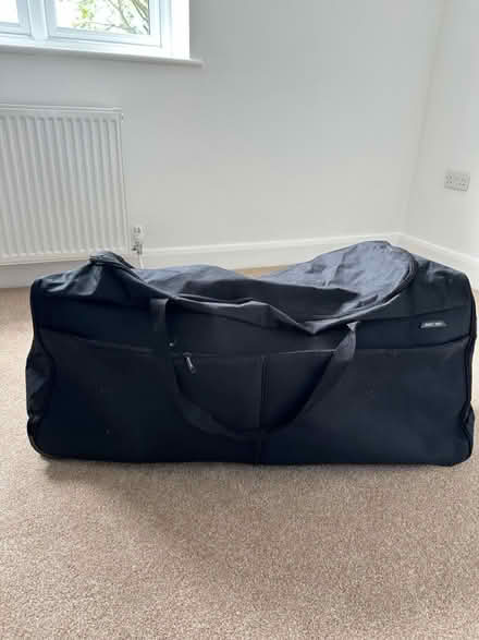Photo of free Large holdal (Hinckley LE10) #1