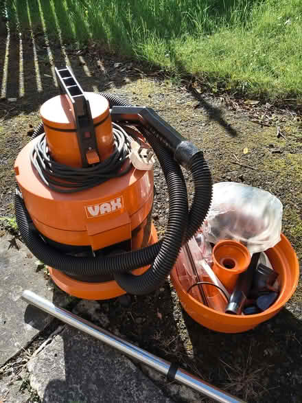 Photo of free Old Vax wet & dry hoover (Charleston DD2) #1
