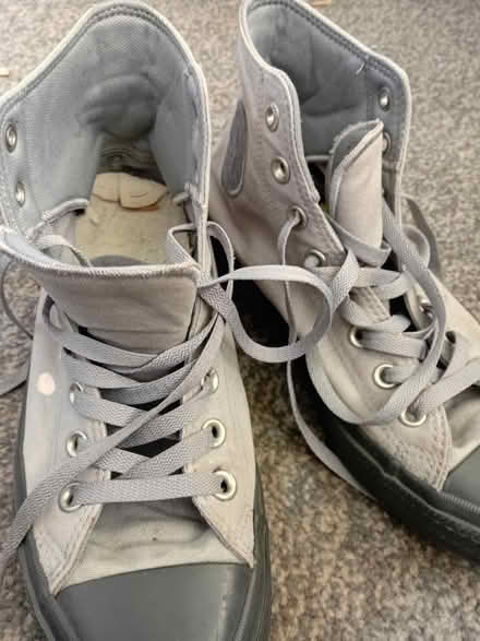 Photo of free Converse (CH49) #1